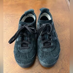 NWOB Asics Onitsuka Tiger Mexico 66 Women Size US 8 Black Suede Shoes